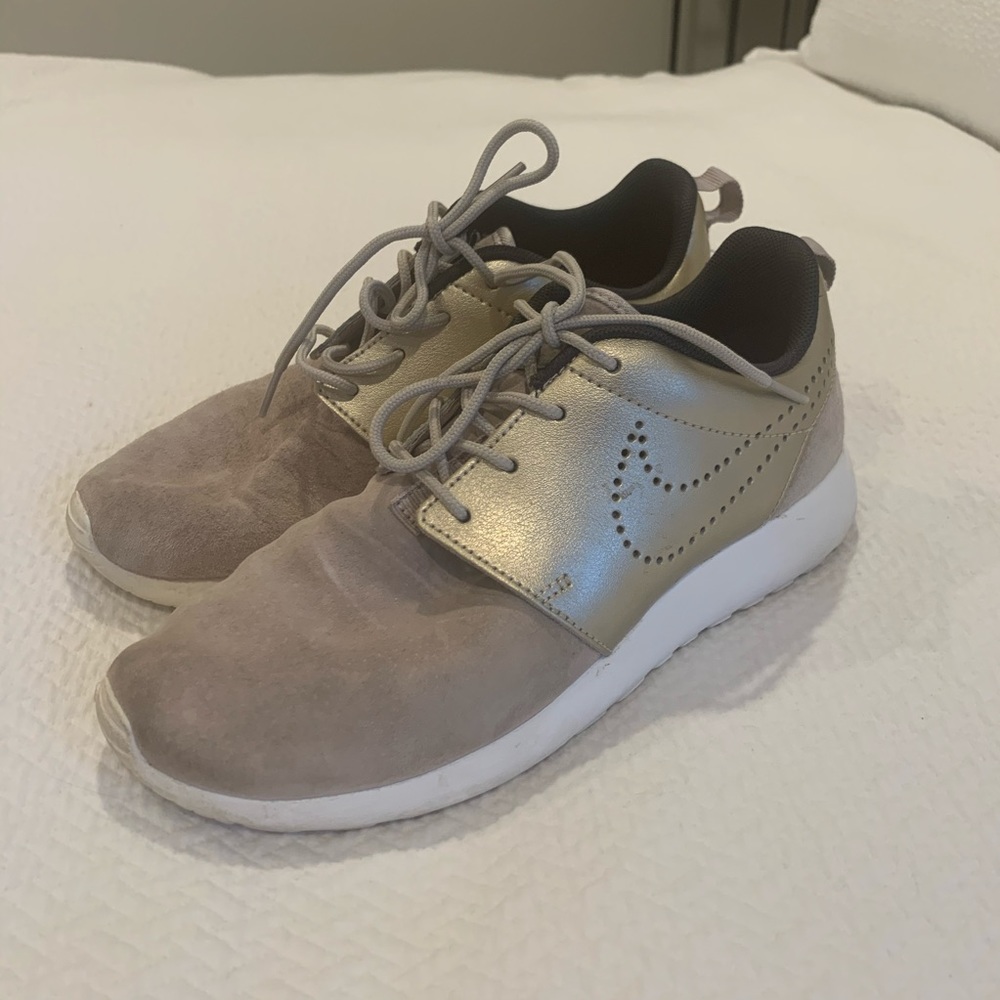 Women’s Gold and Suede Nike Roshe Shoes